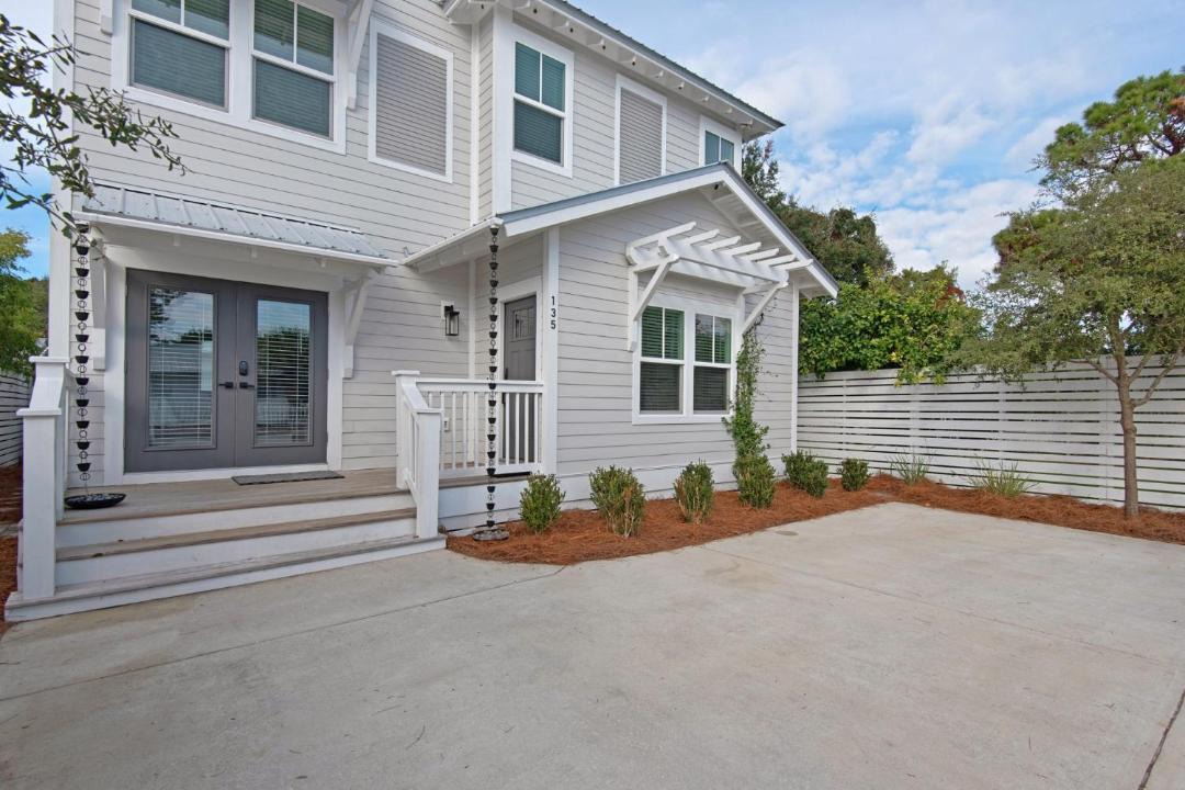 Photo of Buildings in Santa Rosa Beach
