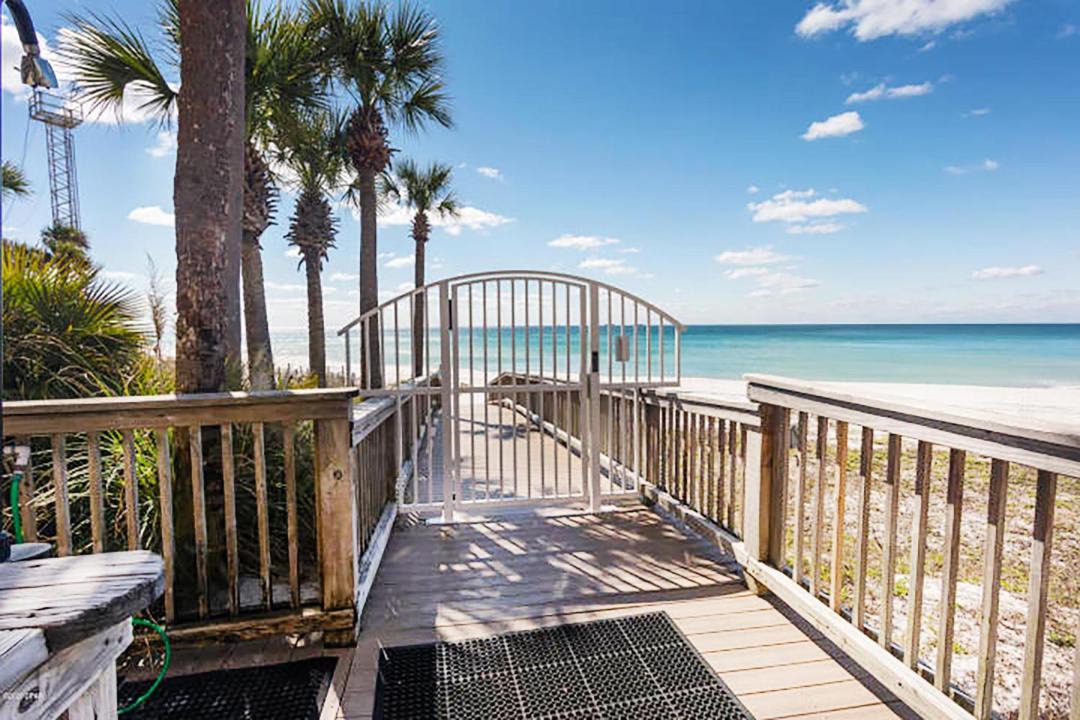 Photo of Patio Balcony in Gulf Lagoon Beach