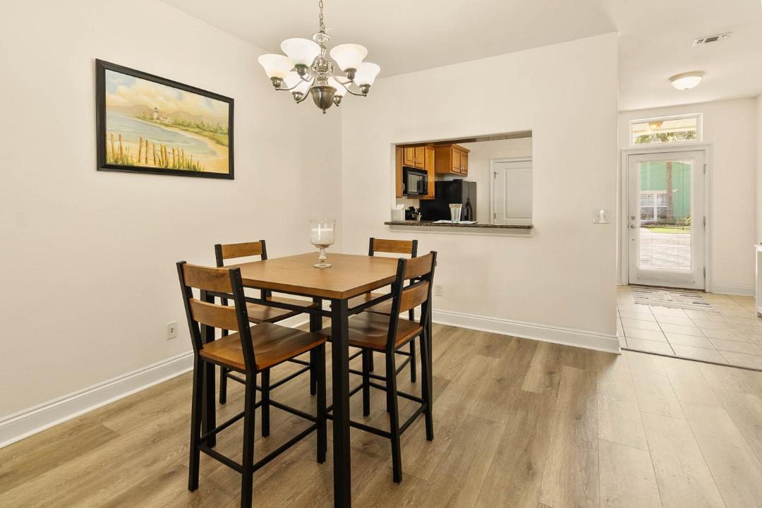 Photo of Livingroom in Sunset Pass