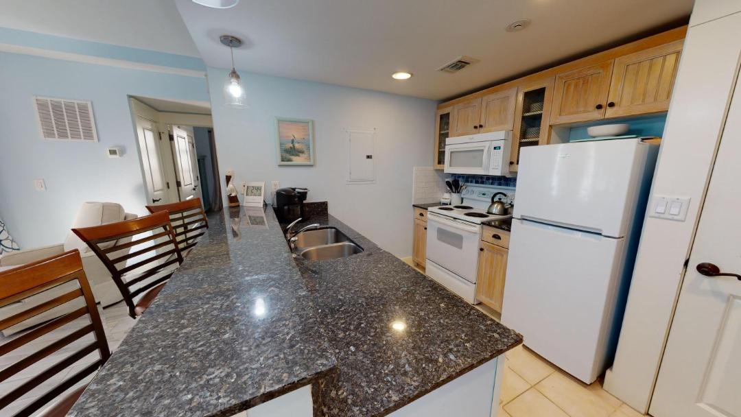 Photo of Kitchen in Baytowne Wharf
