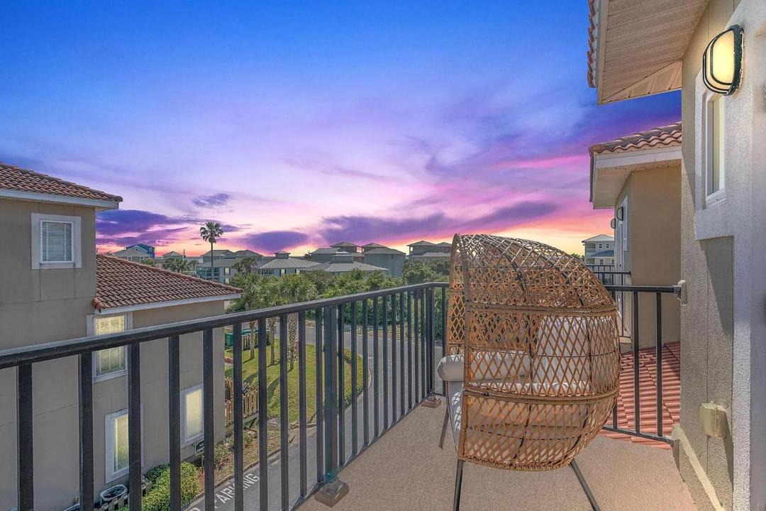 Photo of Patio Balcony in Sunnyside