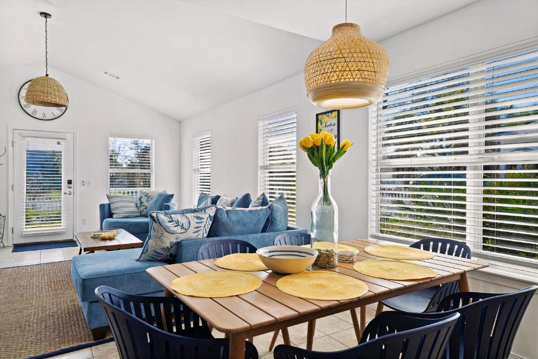 Photo of Livingroom in Crystal Beach