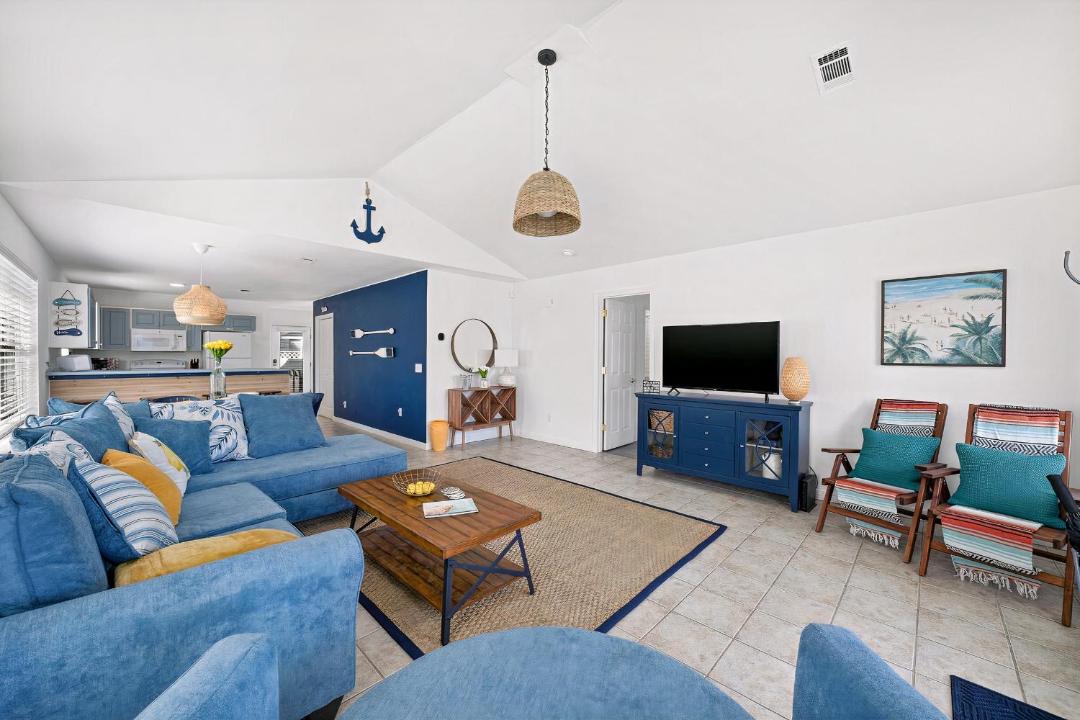 Photo of Livingroom in Crystal Beach