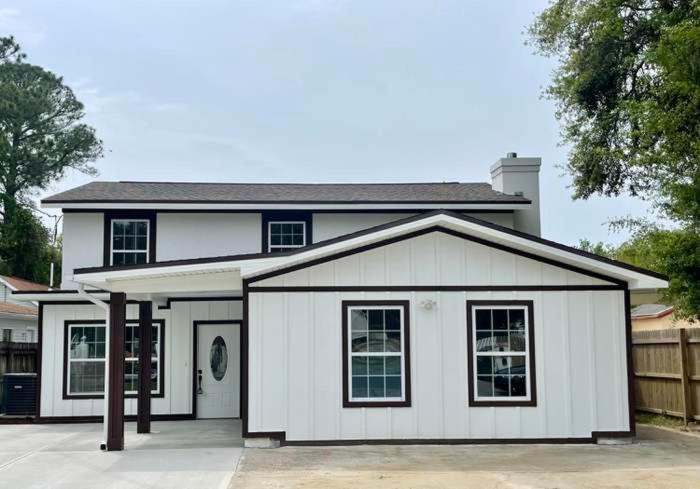 Photo of Buildings in Fort Walton Beach