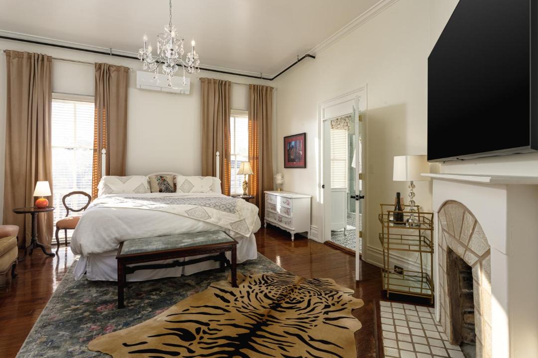 Photo of Bedroom in Downtown