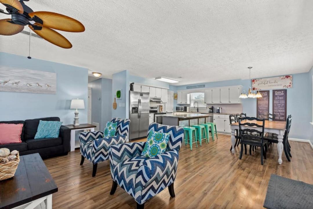 Photo of Livingroom in El Centro Beach