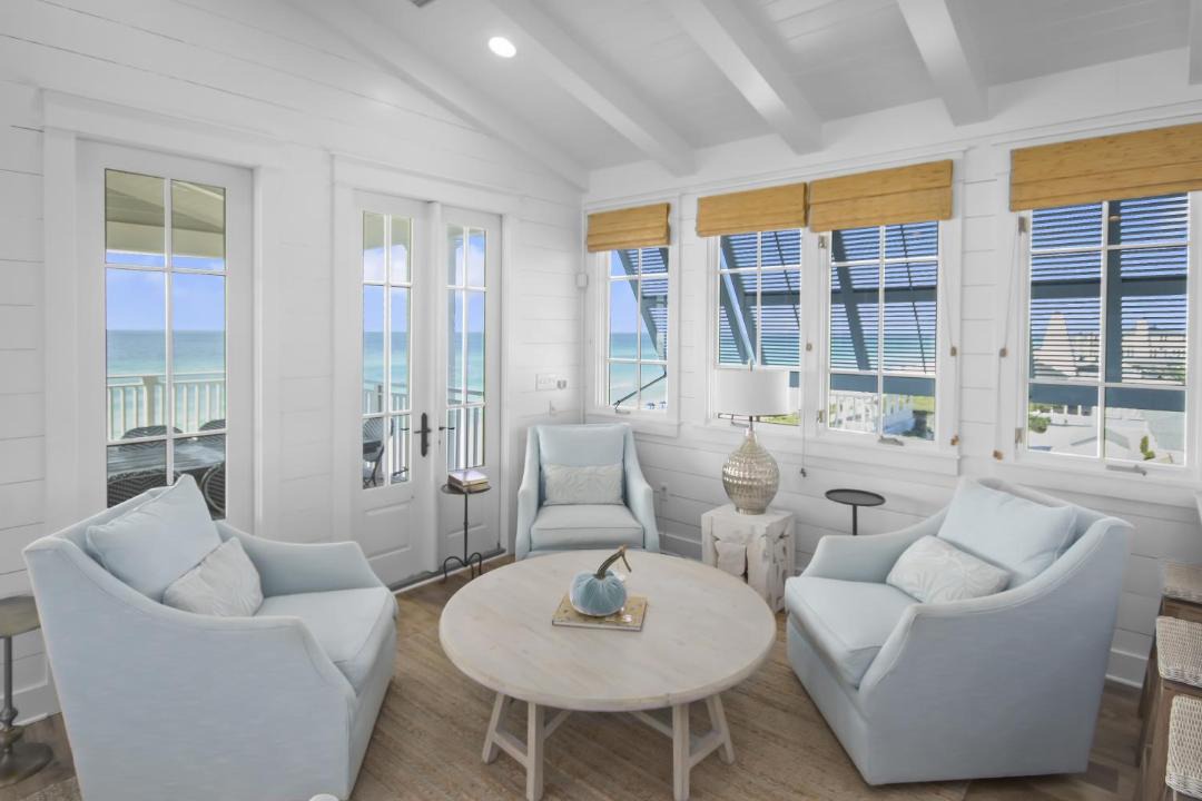 Photo of Livingroom in Seaside