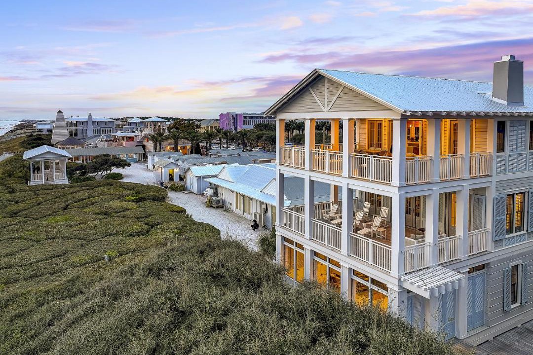 Photo of Buildings in Seaside