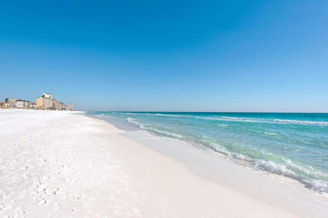 Photo of Others in Frangista Beach
