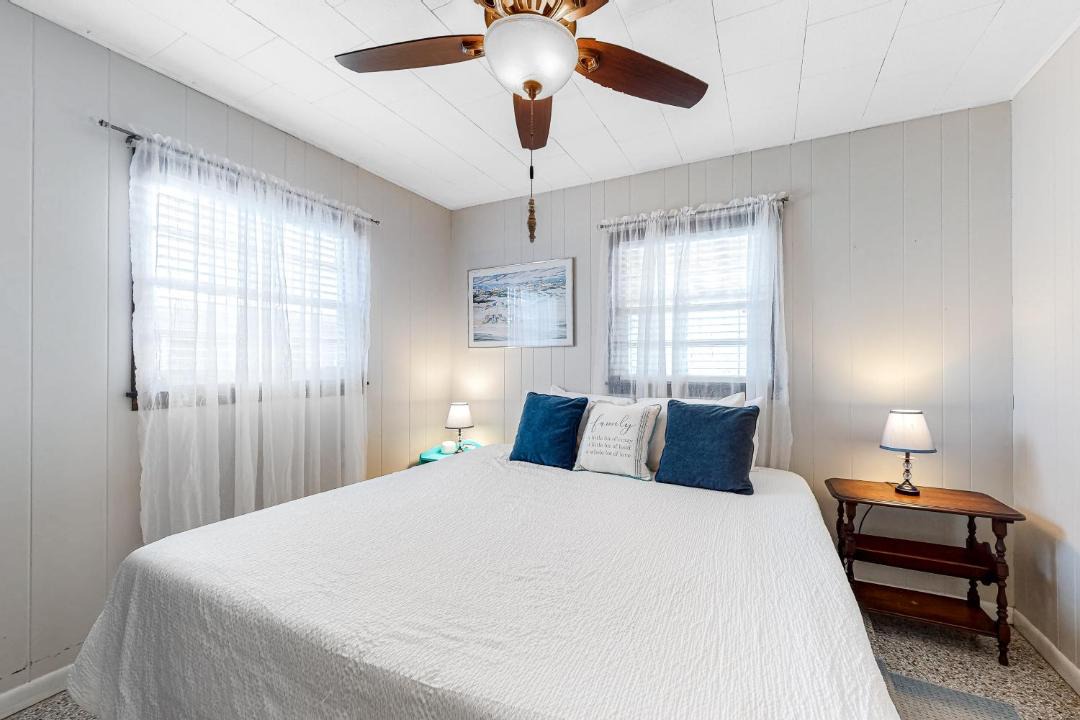 Photo of Bedroom in Kiska Beach