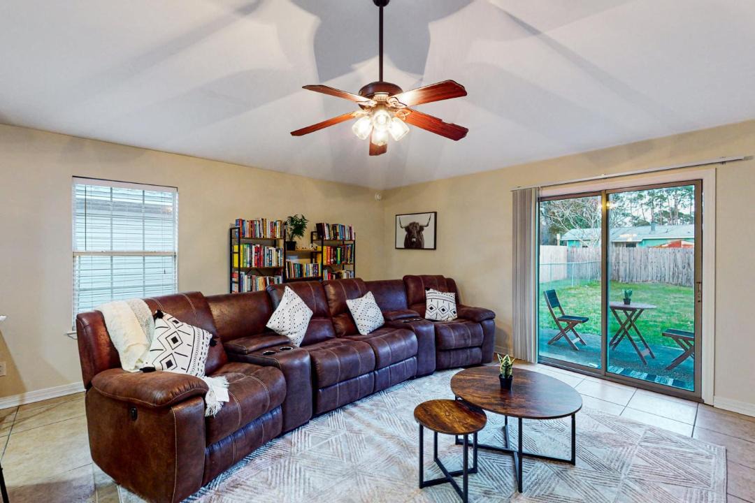 Photo of Livingroom in Pensacola