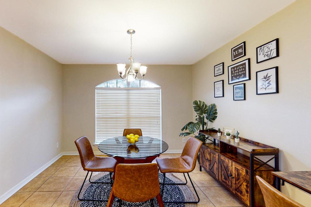 Photo of Livingroom in Pensacola
