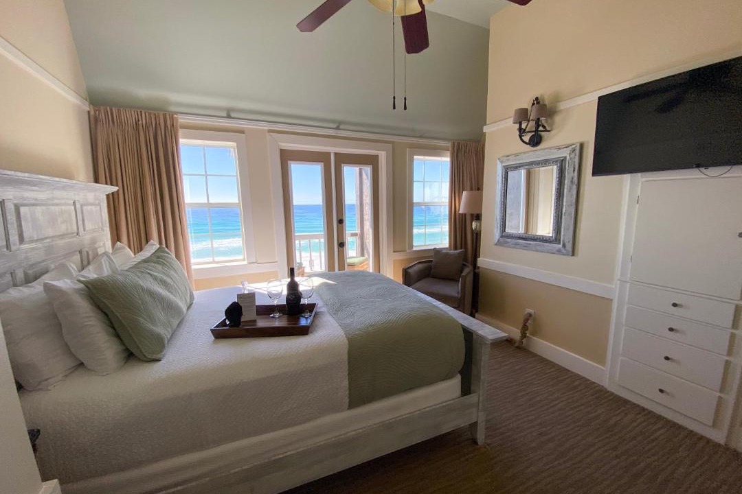 Photo of Bedroom in Crystal Beach