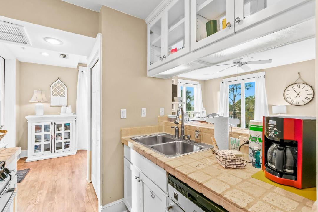 Photo of Kitchen in Sunnyside
