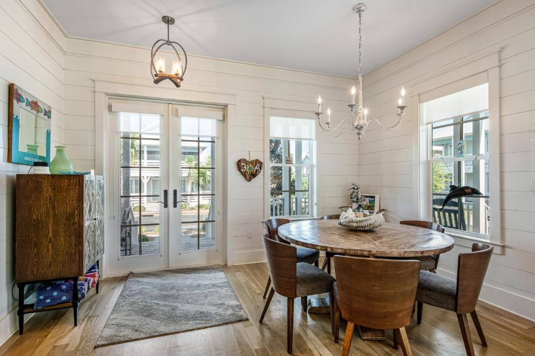 Photo of Livingroom in Lakeside at Blue Mountain Beach