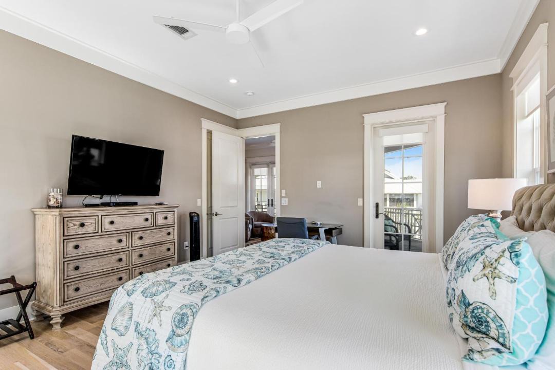 Photo of Bedroom in Lakeside at Blue Mountain Beach