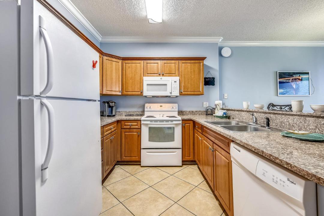 Photo of Kitchen in Bahama Beach