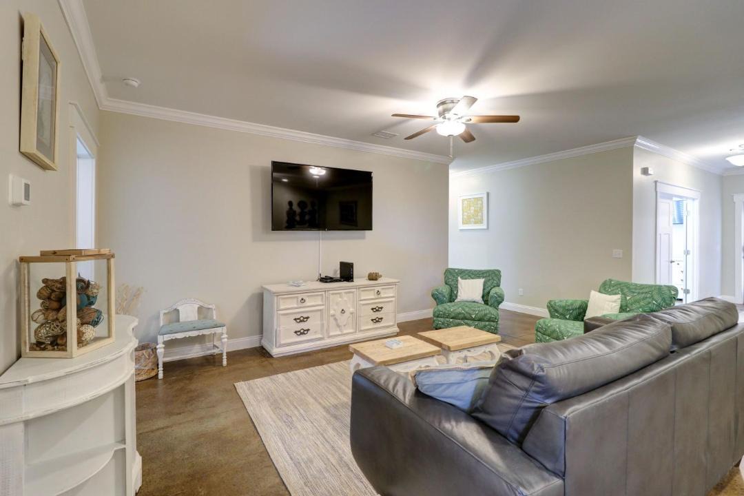 Photo of Livingroom in Holiday Beach