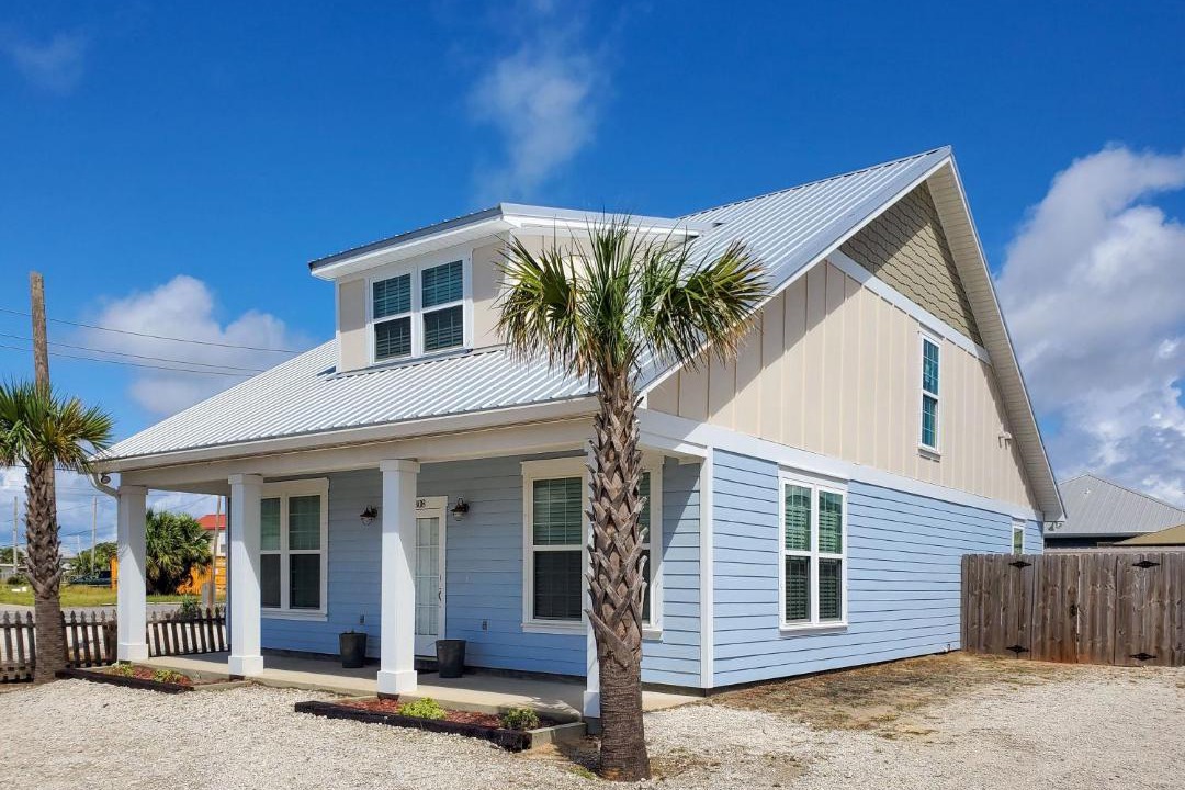 Photo of Buildings in Holiday Beach