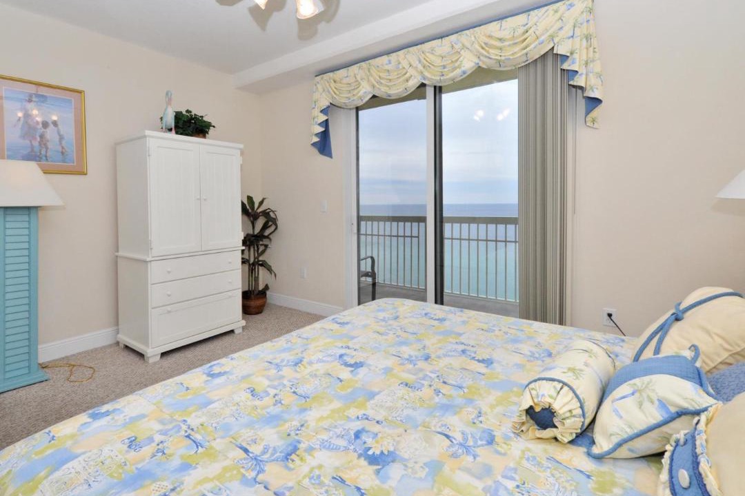 Photo of Bedroom in Miramar Beach