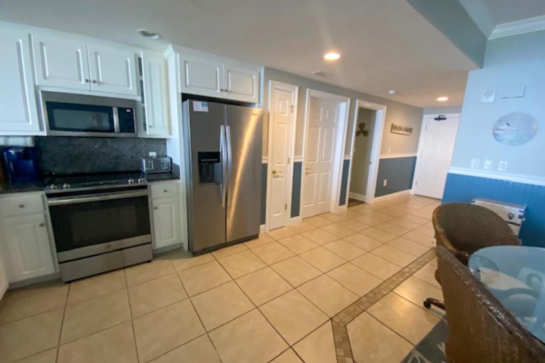 Photo of Kitchen in Lower Grand Lagoon