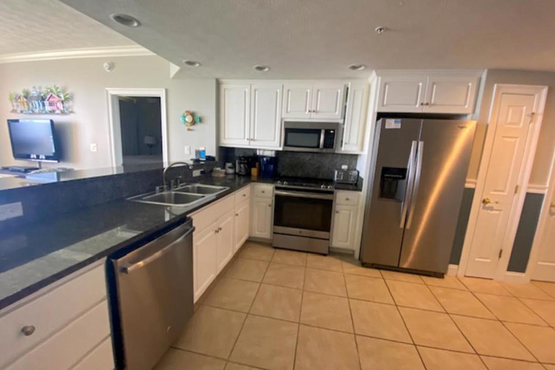 Photo of Kitchen in Lower Grand Lagoon