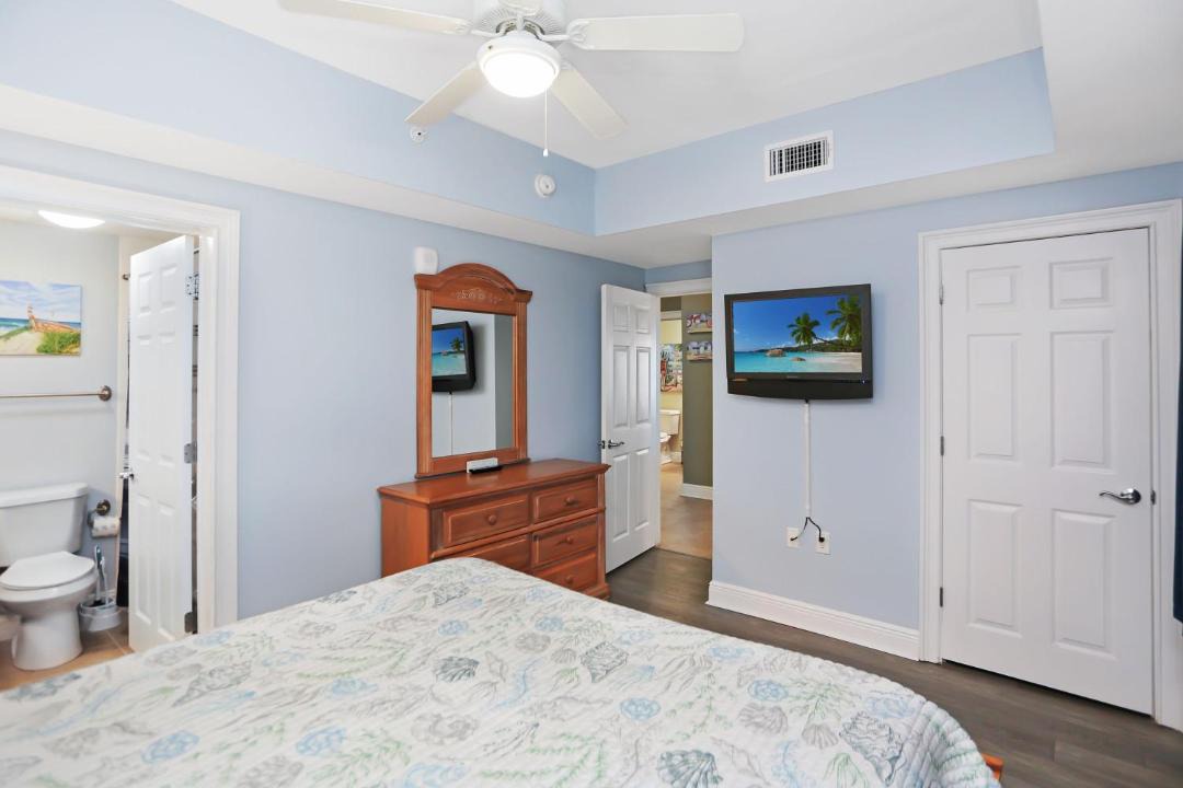 Photo of Bedroom in Mexico Beach