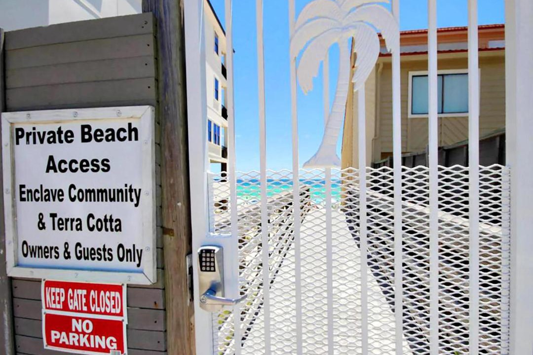 Photo of Others in Destin