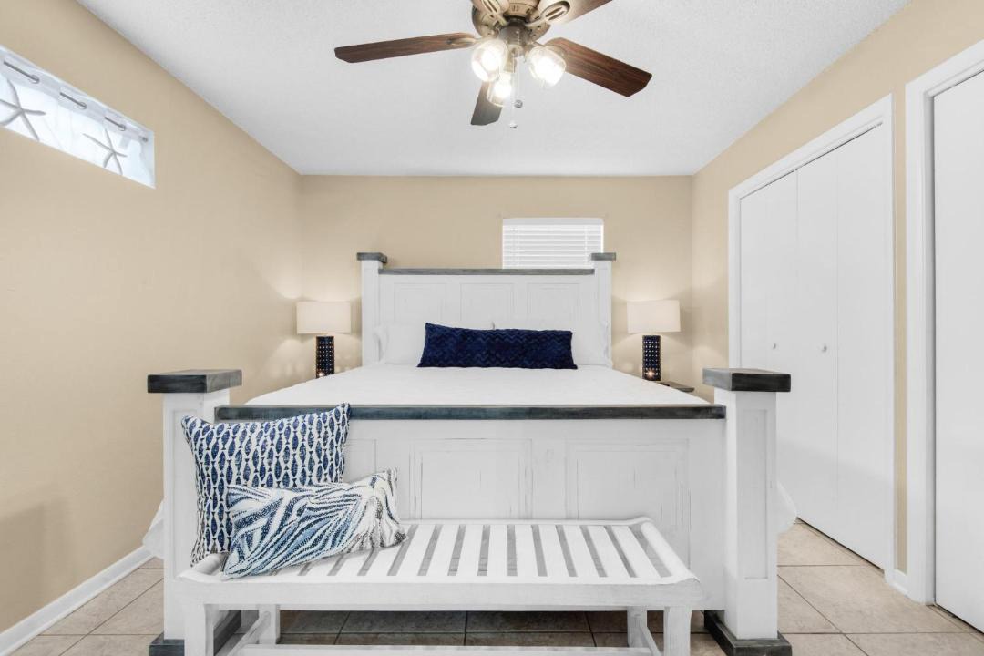 Photo of Bedroom in Lower Grand Lagoon