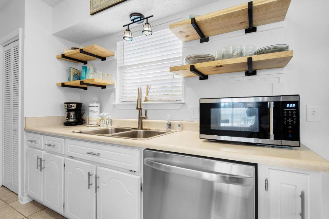 Photo of Kitchen in Lower Grand Lagoon