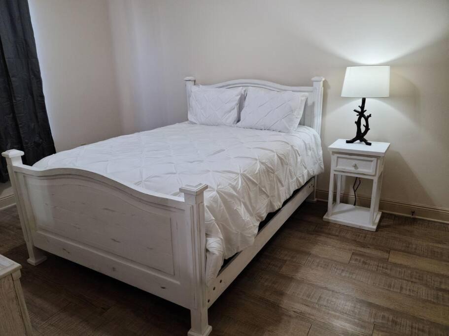 Photo of Bedroom in Pine Grove