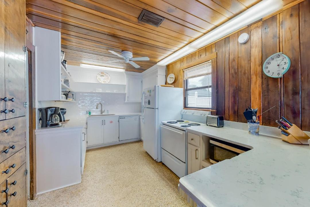 Photo of Kitchen in Bahama Beach