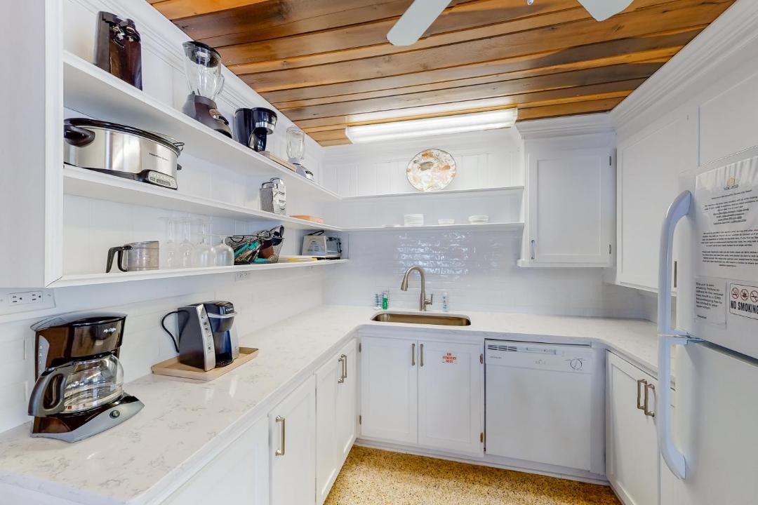 Photo of Kitchen in Bahama Beach