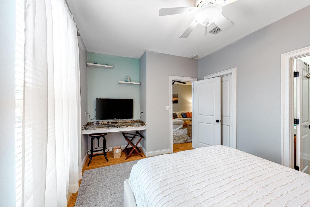 Photo of Bedroom in Dune Allen Beach