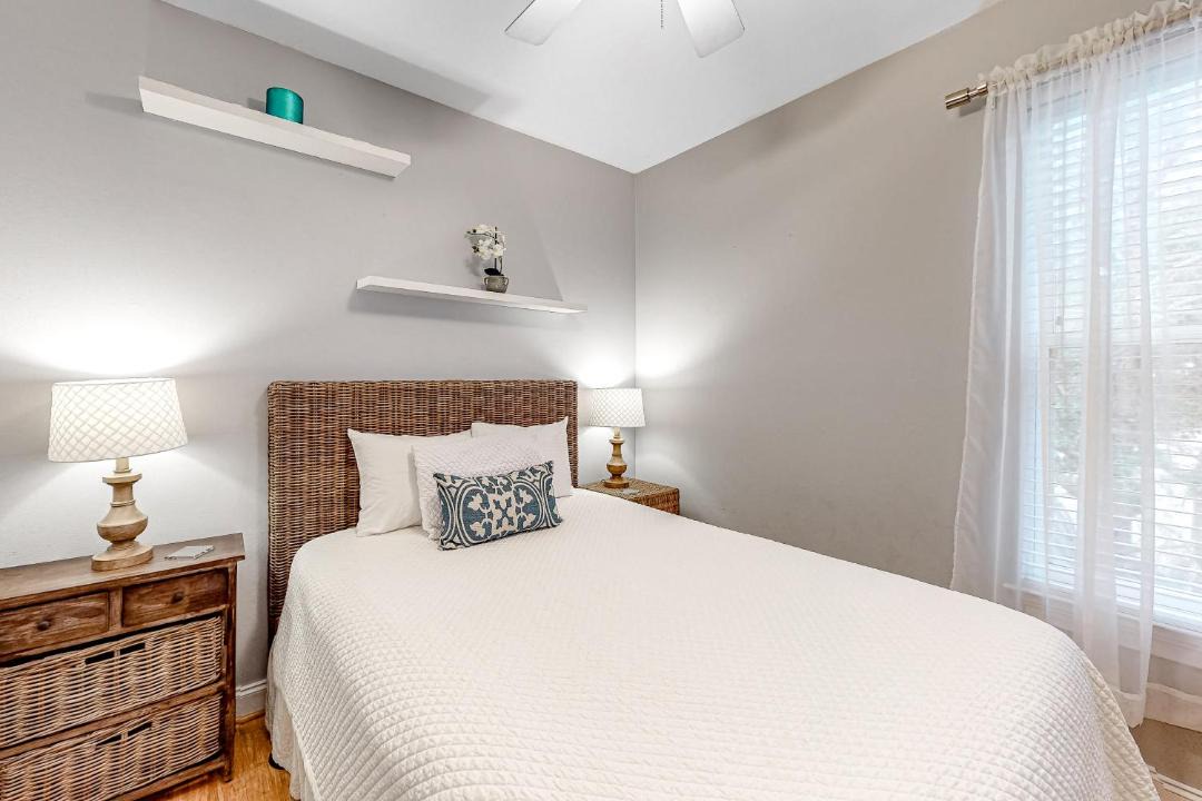 Photo of Bedroom in Dune Allen Beach