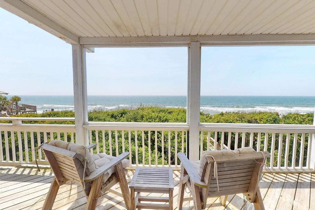 Photo of Patio Balcony in Sea Palm Village