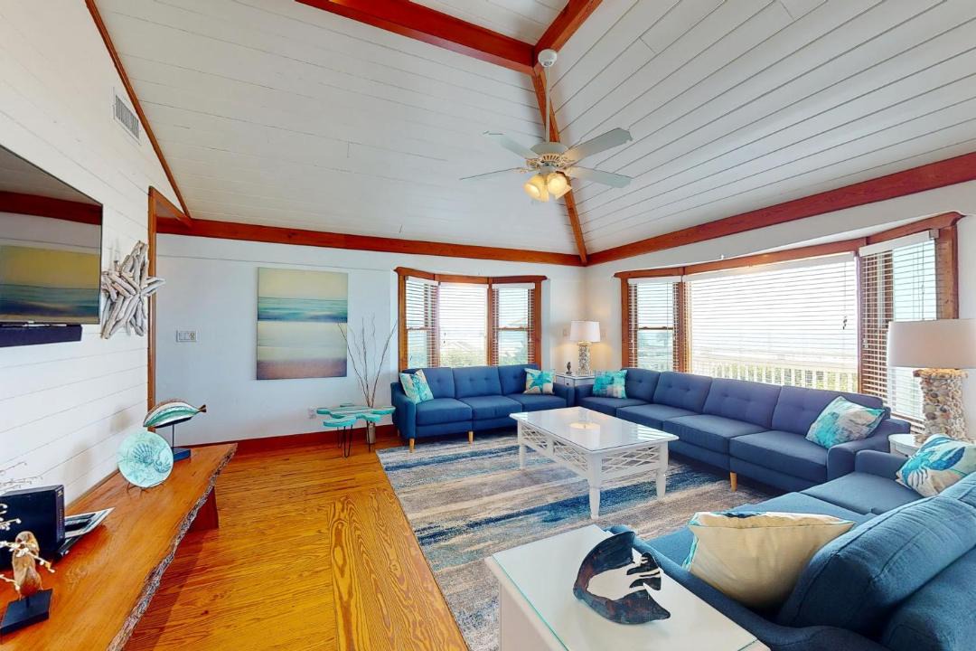 Photo of Livingroom in Sea Palm Village