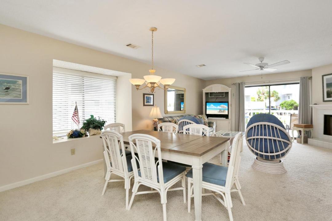 Photo of Livingroom in Port St. Joe