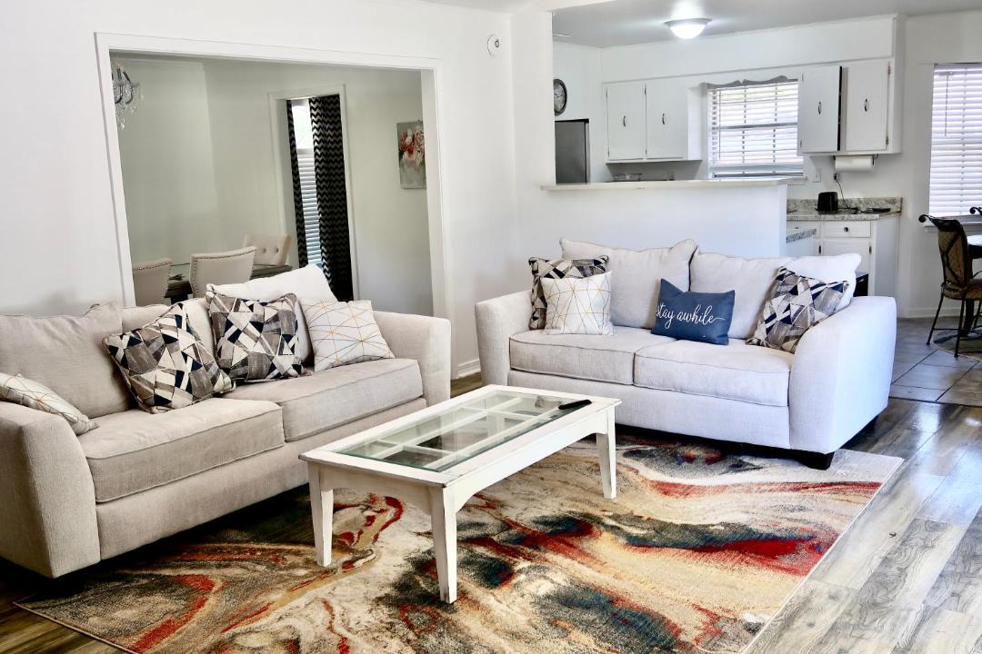 Photo of Livingroom in Mobile