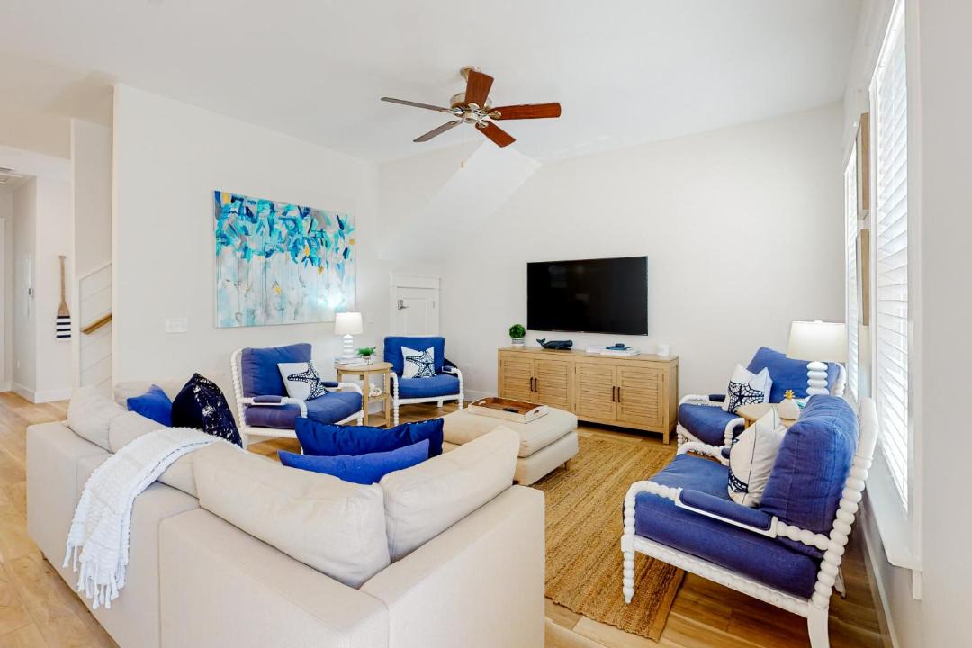 Photo of Livingroom in Dune Allen Beach