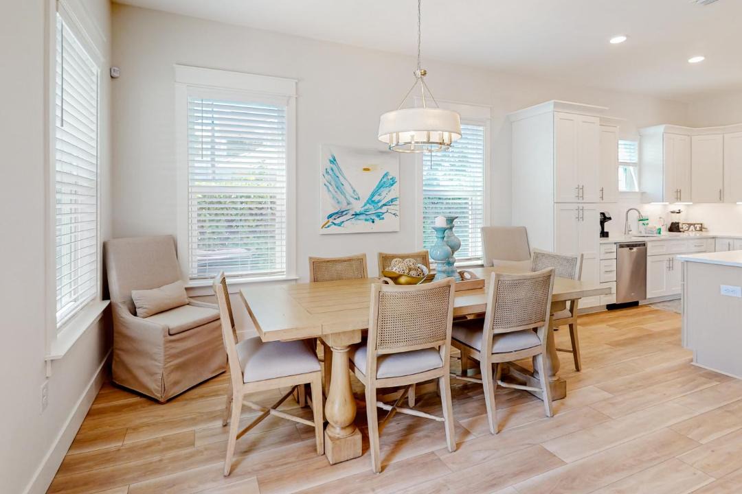 Photo of Livingroom in Dune Allen Beach