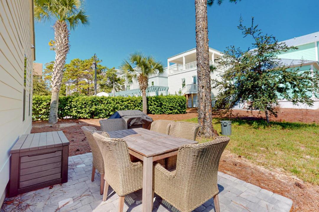 Photo of Patio Balcony in Dune Allen Beach