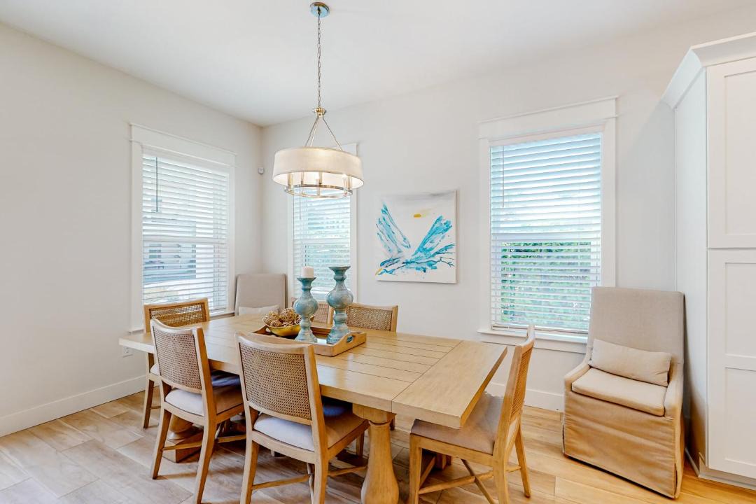 Photo of Livingroom in Dune Allen Beach