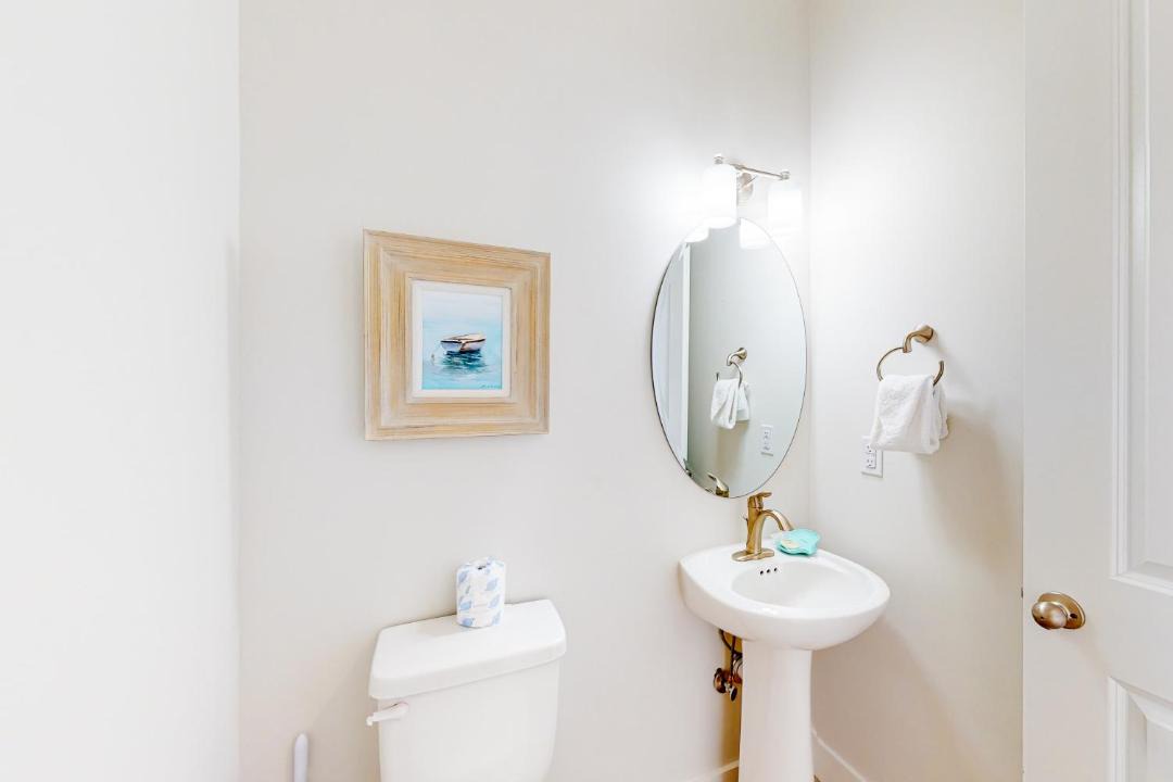 Photo of Bathroom in Dune Allen Beach