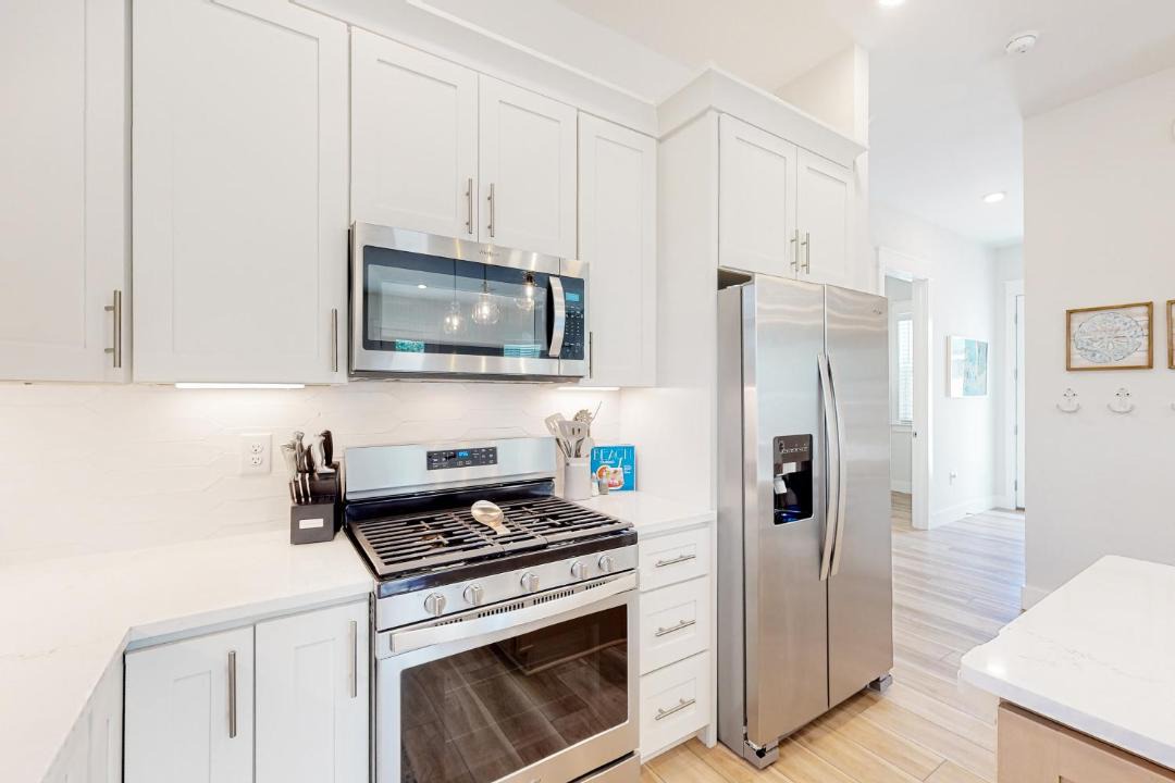 Photo of Kitchen in Dune Allen Beach