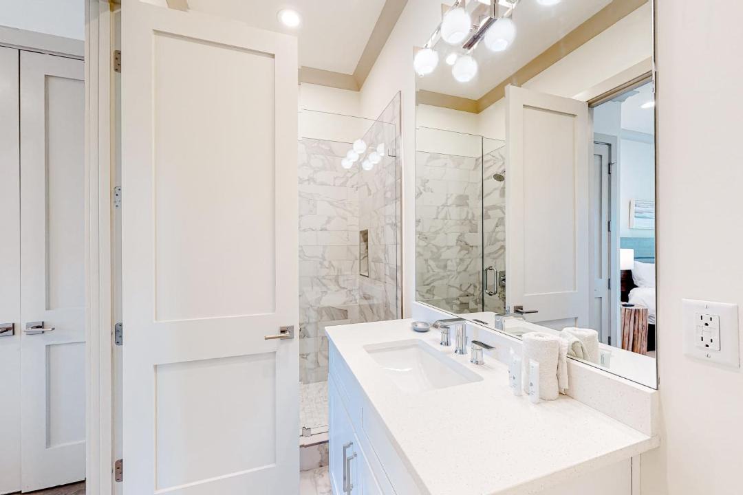 Photo of Bathroom in Dune Allen Beach