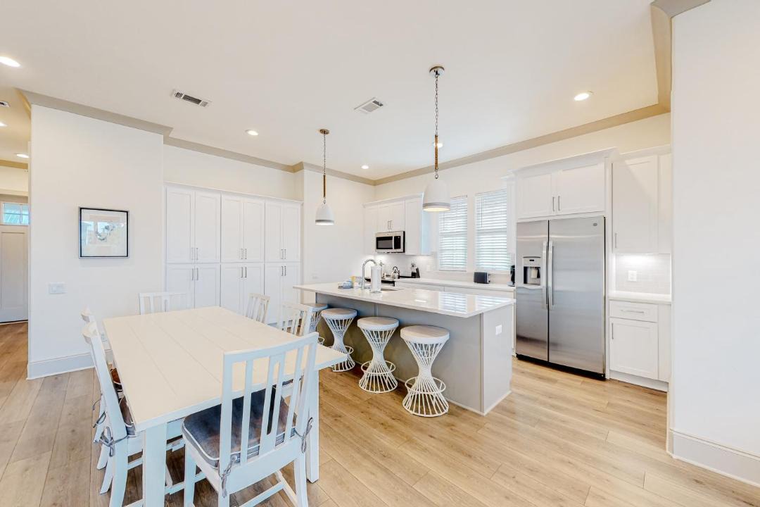 Photo of Kitchen in Dune Allen Beach