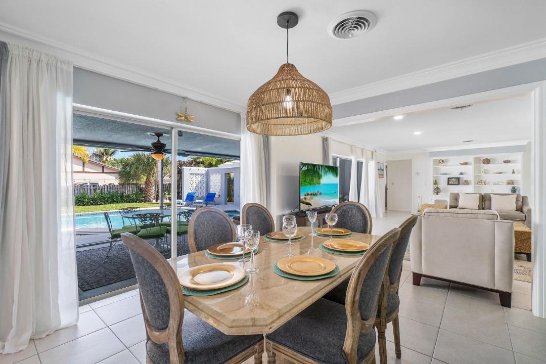 Photo of Livingroom in Singer Island