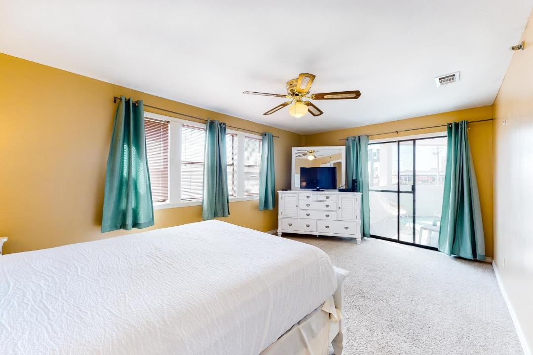 Photo of Bedroom in Gulf Lagoon Beach