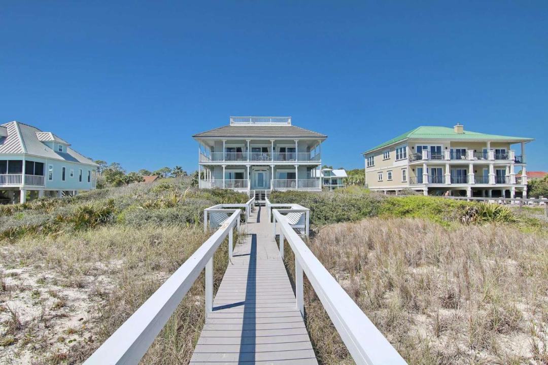 Photo of Buildings in Treasure Beach Village